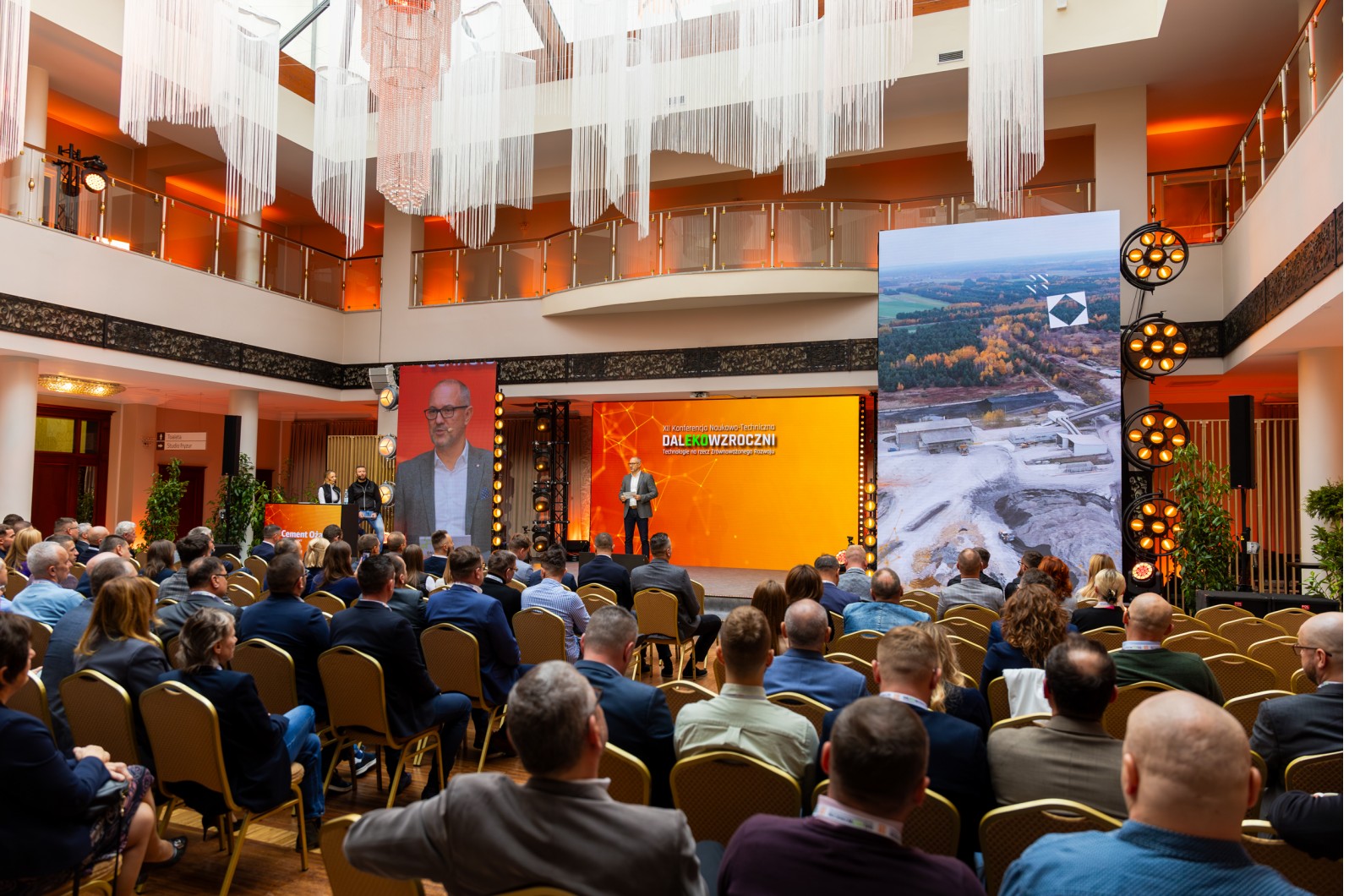 konferencja-naukowa-02